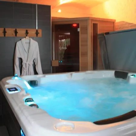 L'atterrissage 3* Santes