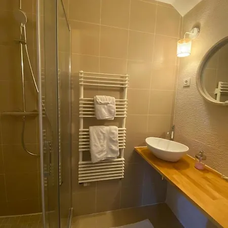 L'atterrissage 住宿加早餐酒店 3*